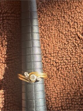 Vintage Zales 14K Solid Yellow Gold Diamond Ring 0.25 CT - 3.72g - Size 5 3/4